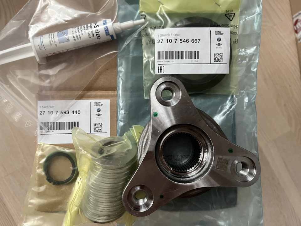 Фото в бортжурнале BMW 5 series (F10). Запчасти на фото: 27107546667, 27107593440