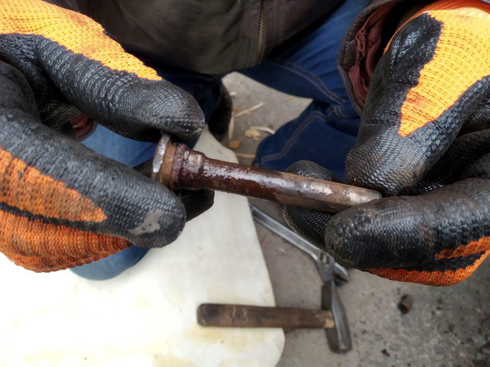 Замена тормозных колодок (плохой накат) — Nissan Primera (P11), 2 л ...