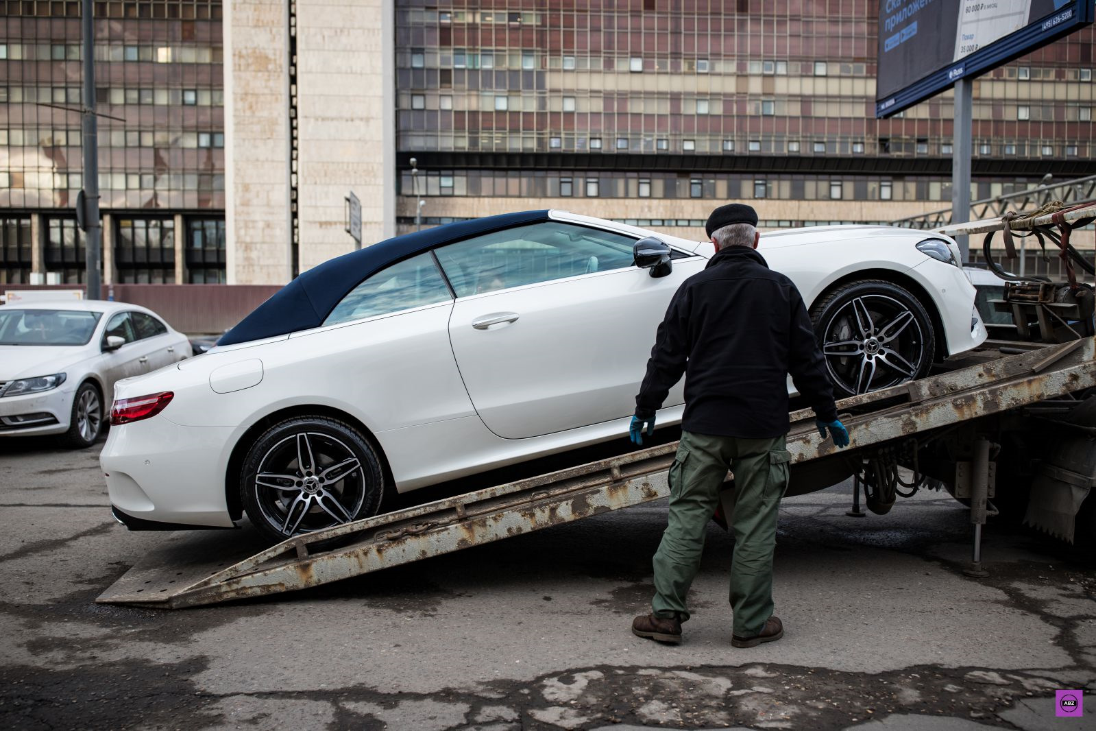 Как защитить абсолютно белый Mercedes-Benz E Class кабриолет — АвтоБезЗабот  на DRIVE2