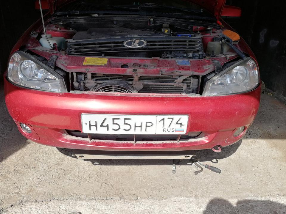 Сетка на радиаторную решетку, защита от мух. — Lada Калина универсал, 1 ...