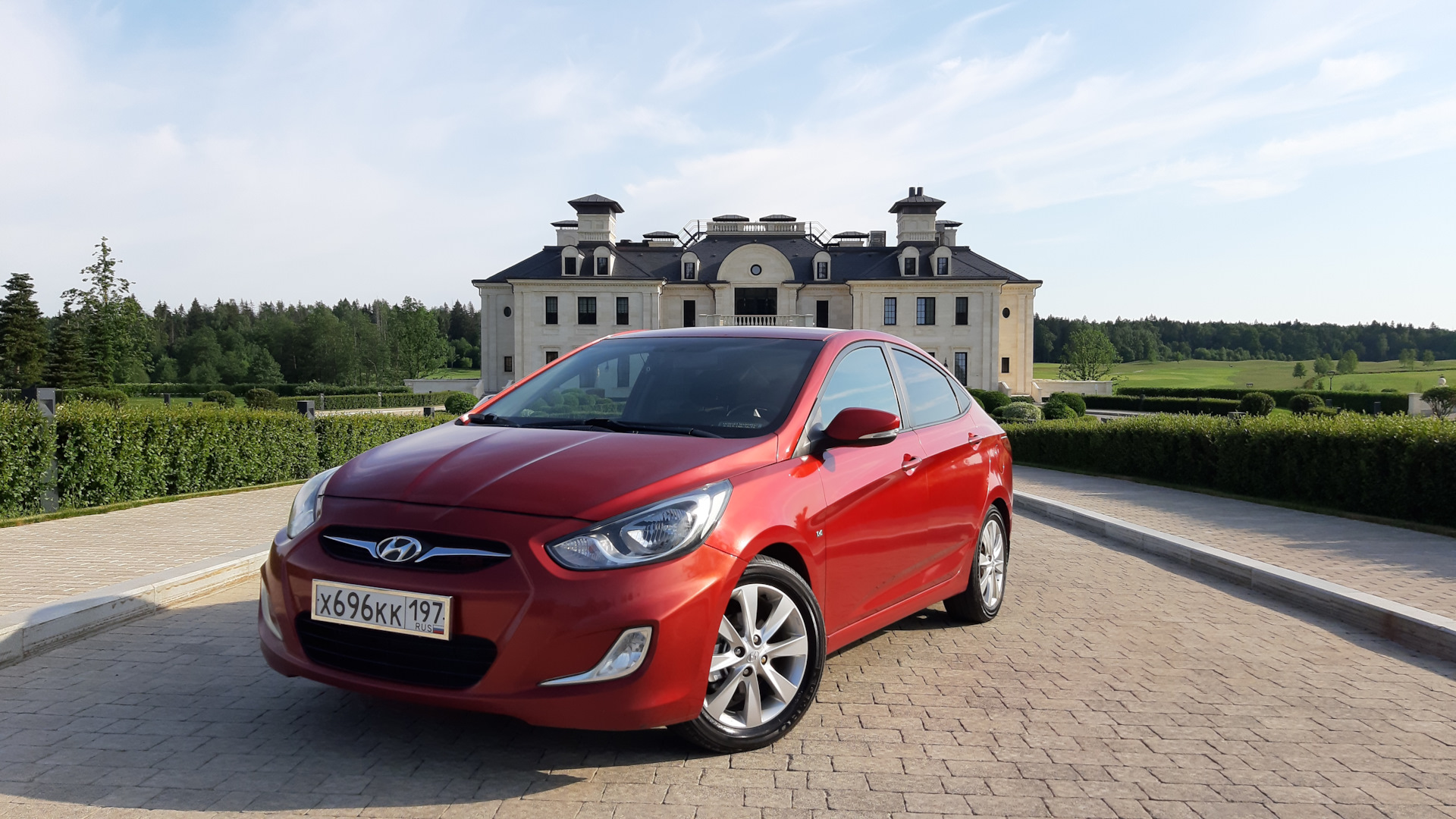 Hyundai Solaris 1.6 бензиновый 2011 | Машина жены на DRIVE2