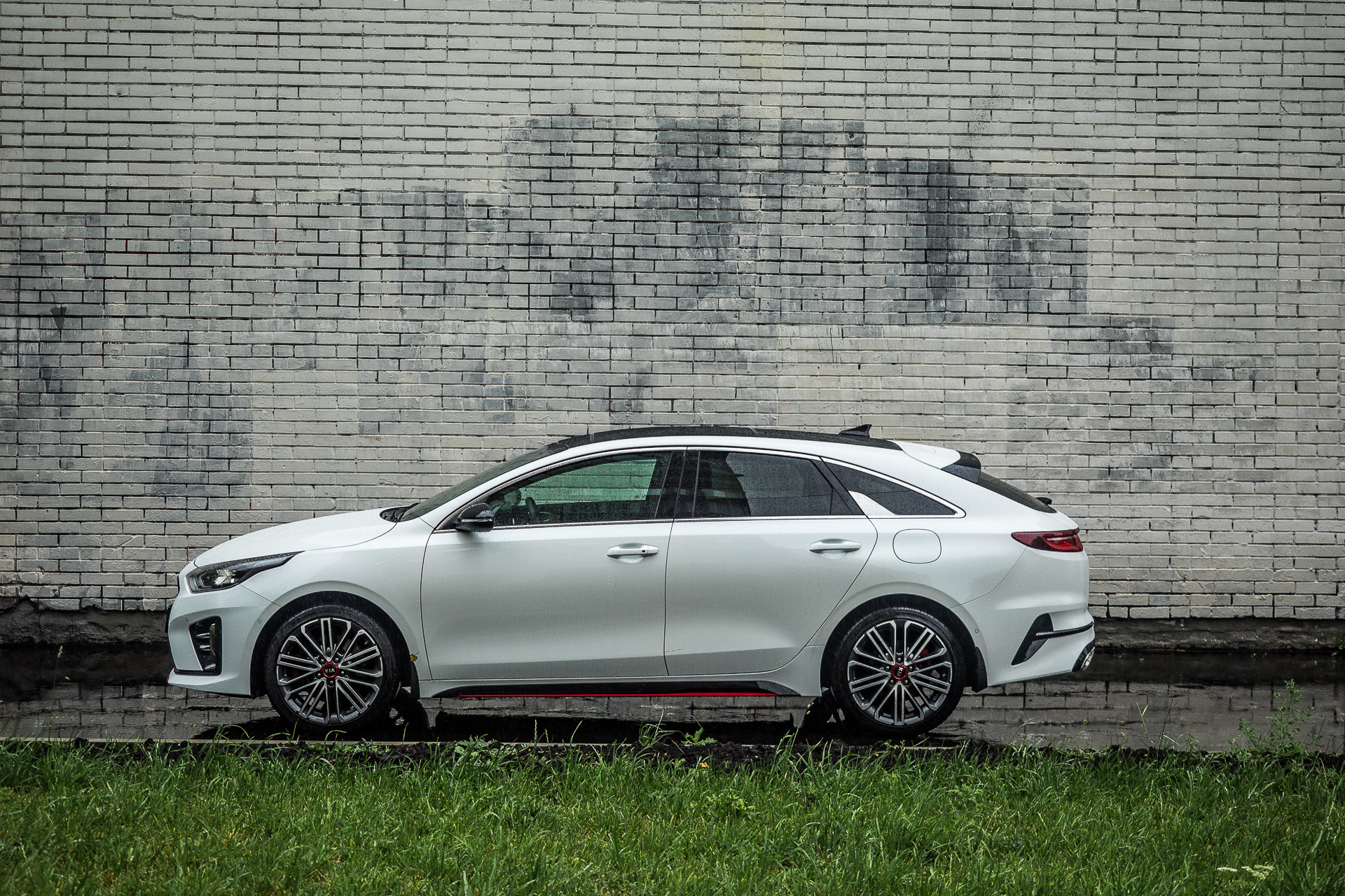 Диски киа оптима гт. Диски gt line. Kia optima hre. Диски kia optima gt line r18. Диски киа оптима gt line.