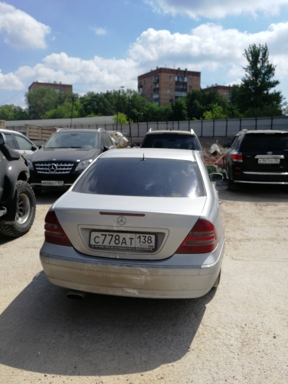 Машина переехала в Москву :) — Mercedes-Benz C-class (W203), 2,6 л, 2001  года | визит на сервис | DRIVE2