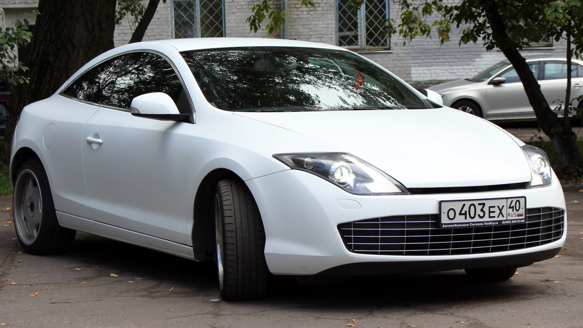 File:Renault Laguna Coupé Monaco GP dCi 150 (III) - Frontansicht, 7. Mai 2011, D