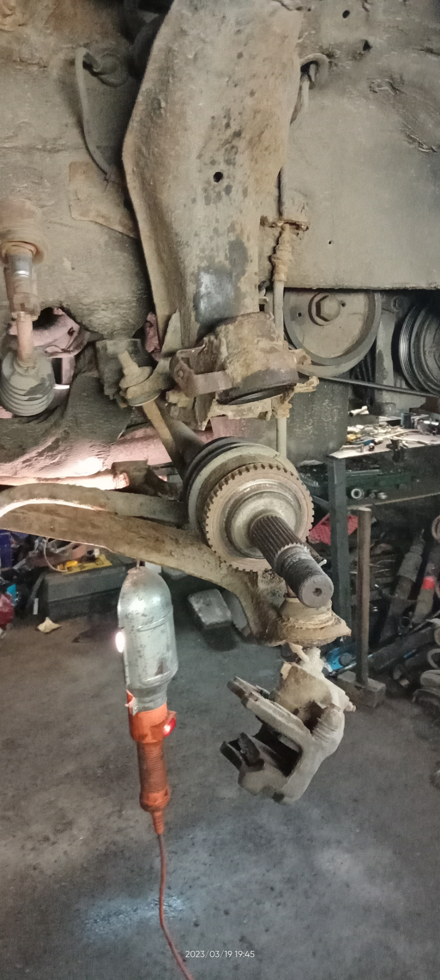 Замена переднего правого подшипника в ступице — Nissan Primera (P11-144 ...