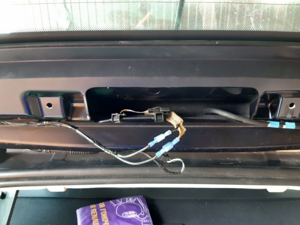 Накладки рейлингов и ремонт цепи подогрева стекла — Renault Laguna III ...