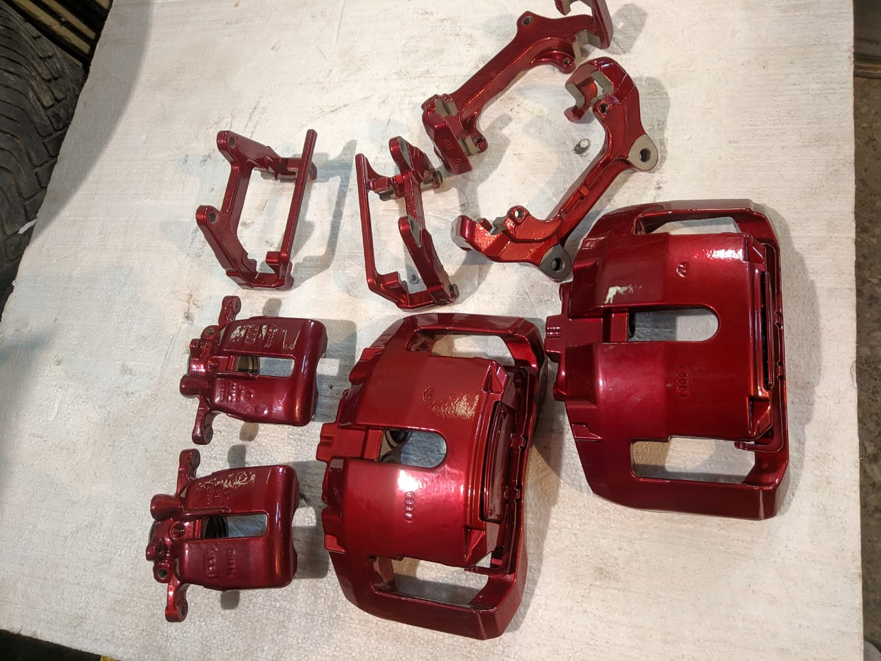 Тормозные диски audi s8 d2. Суппорт передний ауди а8 д2 дорестайл. Суппорта ауди а8. Суппорта ауди а8. Задний суппорт ауди а8 д2.