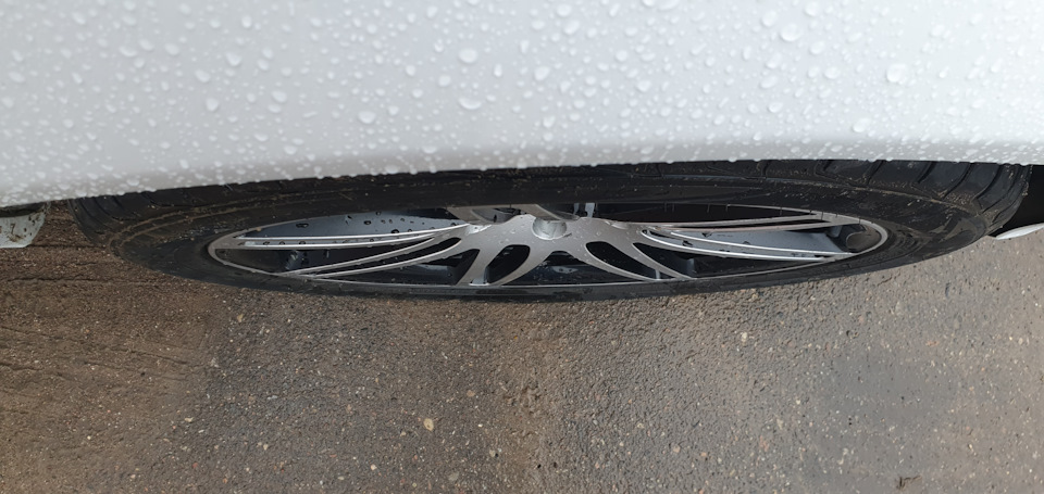Проставки на колеса под обвес v12 — Audi Q7 (1G), 3 л, 2010 года ...