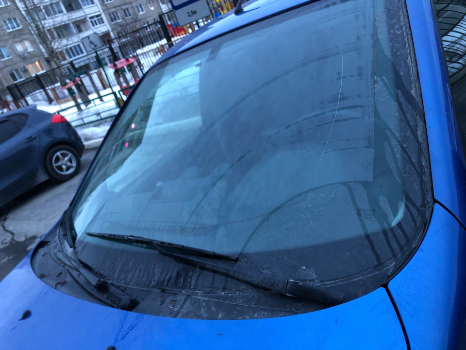 Отсутствует или повреждена наклейка с VIN номером. Постановка на учет ...