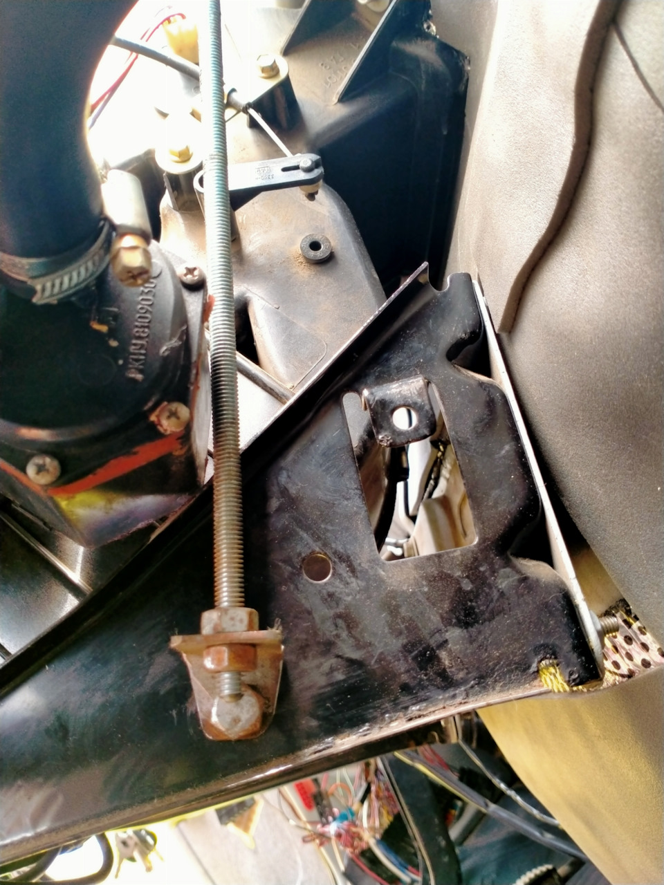 Чтобы печка не болталась — ГАЗ Соболь, 2,4 л, 2007 года | кузовной ...