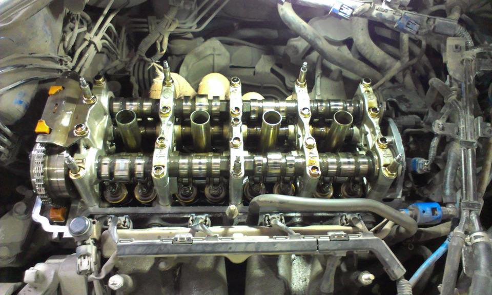 Замена резиновых уплотнителей на ДВС — Honda Accord Euro R (CL7), 2 л ...