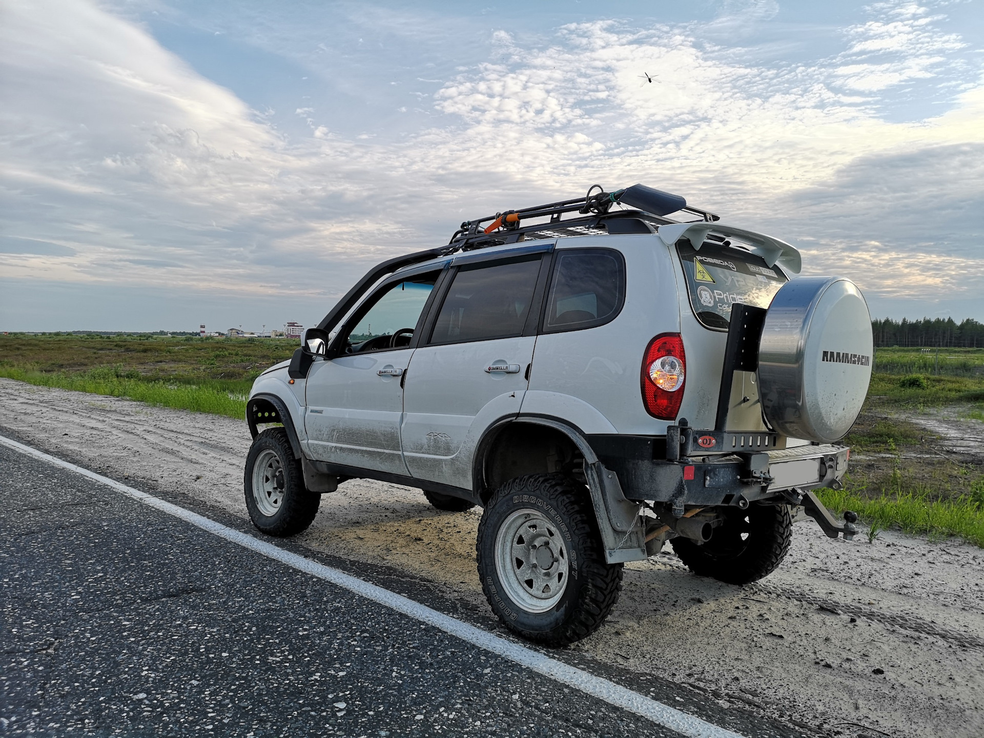 Chevrolet Niva внедорожный