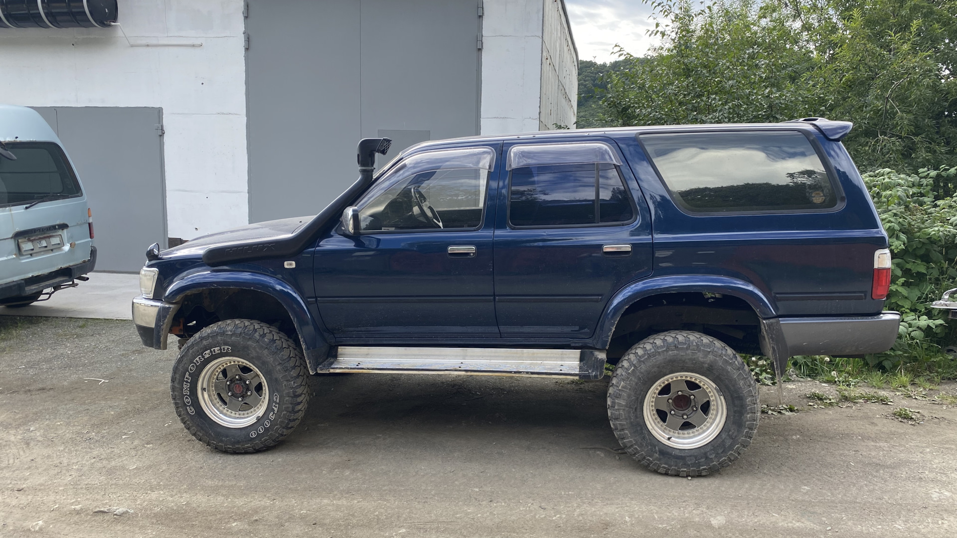 Стекло сурф 130. Тойота Сурф 130. Toyota Hilux Surf 130. Тойота Сурф 1993 год. Toyota Hilux Surf 1994.