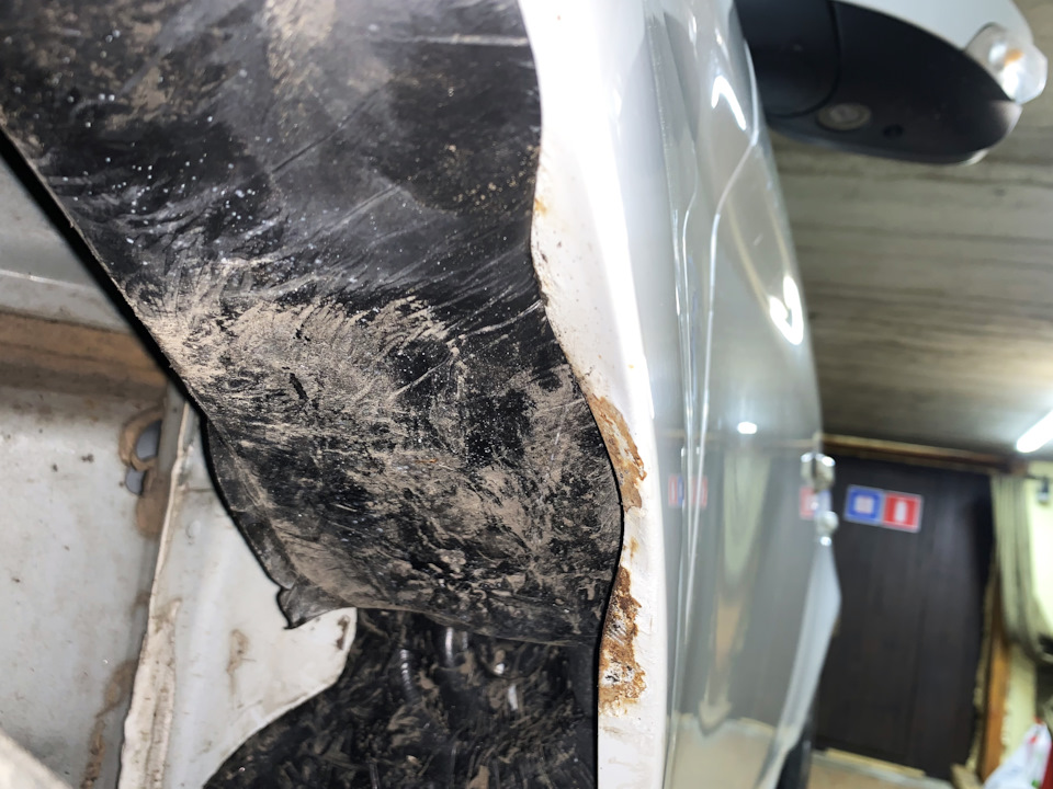 Левое крыло. Без комментариев. — Volvo XC60 (1G)