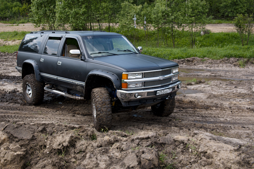 Chevrolet Suburban 9g