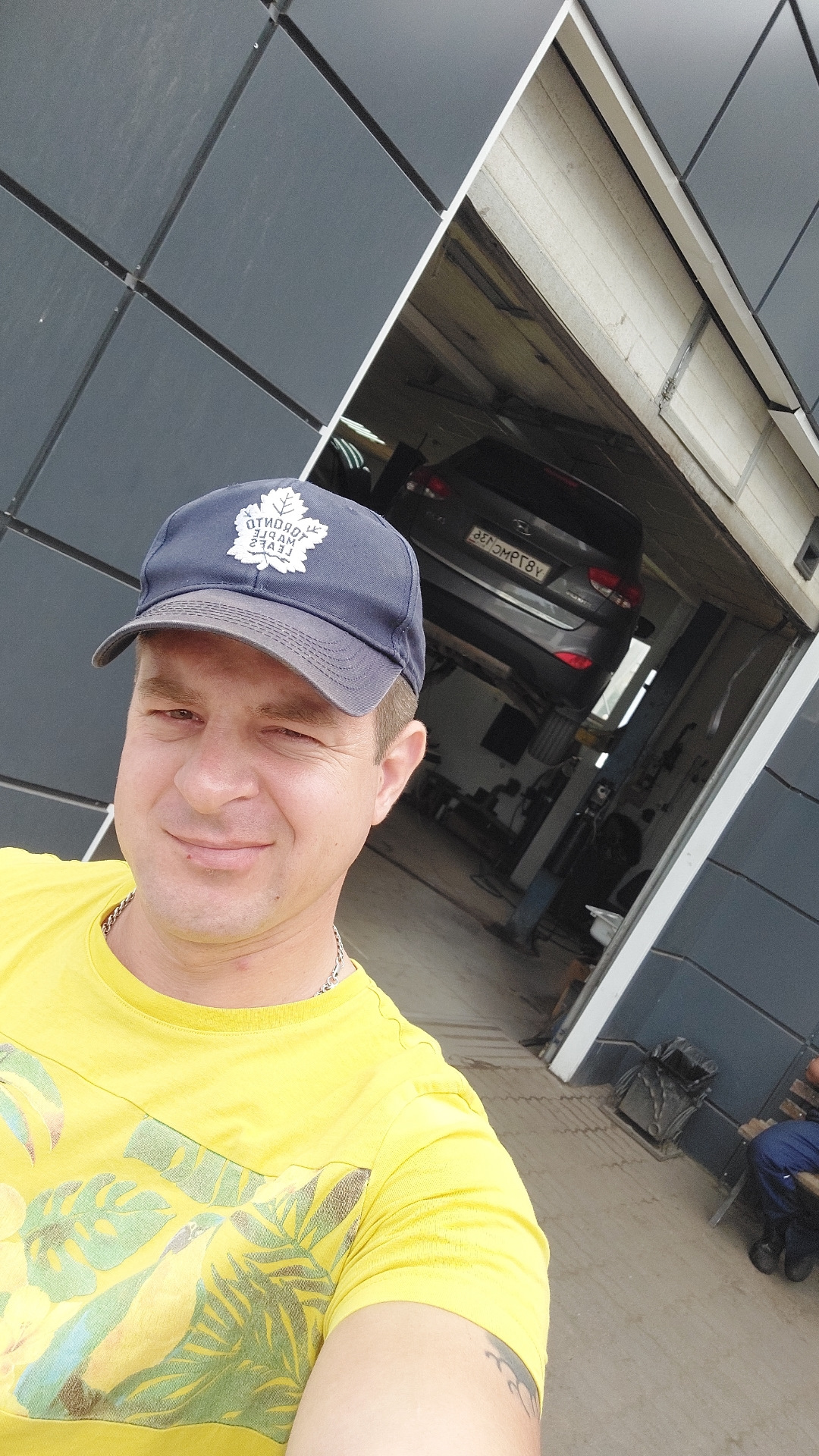 Ремонт глушителя, заварили перегородки . Удаление катализатора ...