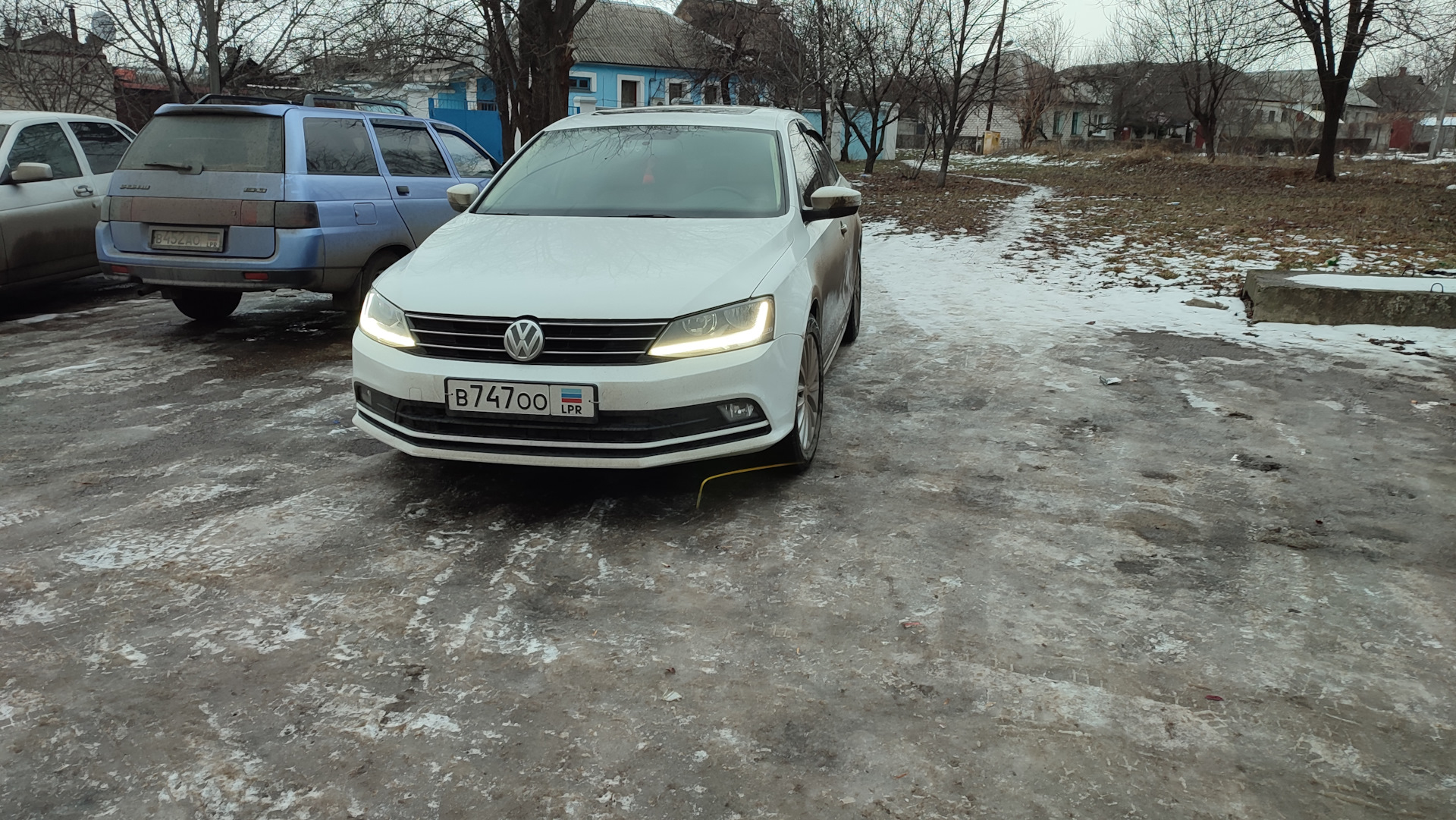 Европейские фары с Led полоской на Jetta 6 USA — Volkswagen Jetta VI, 1 ...