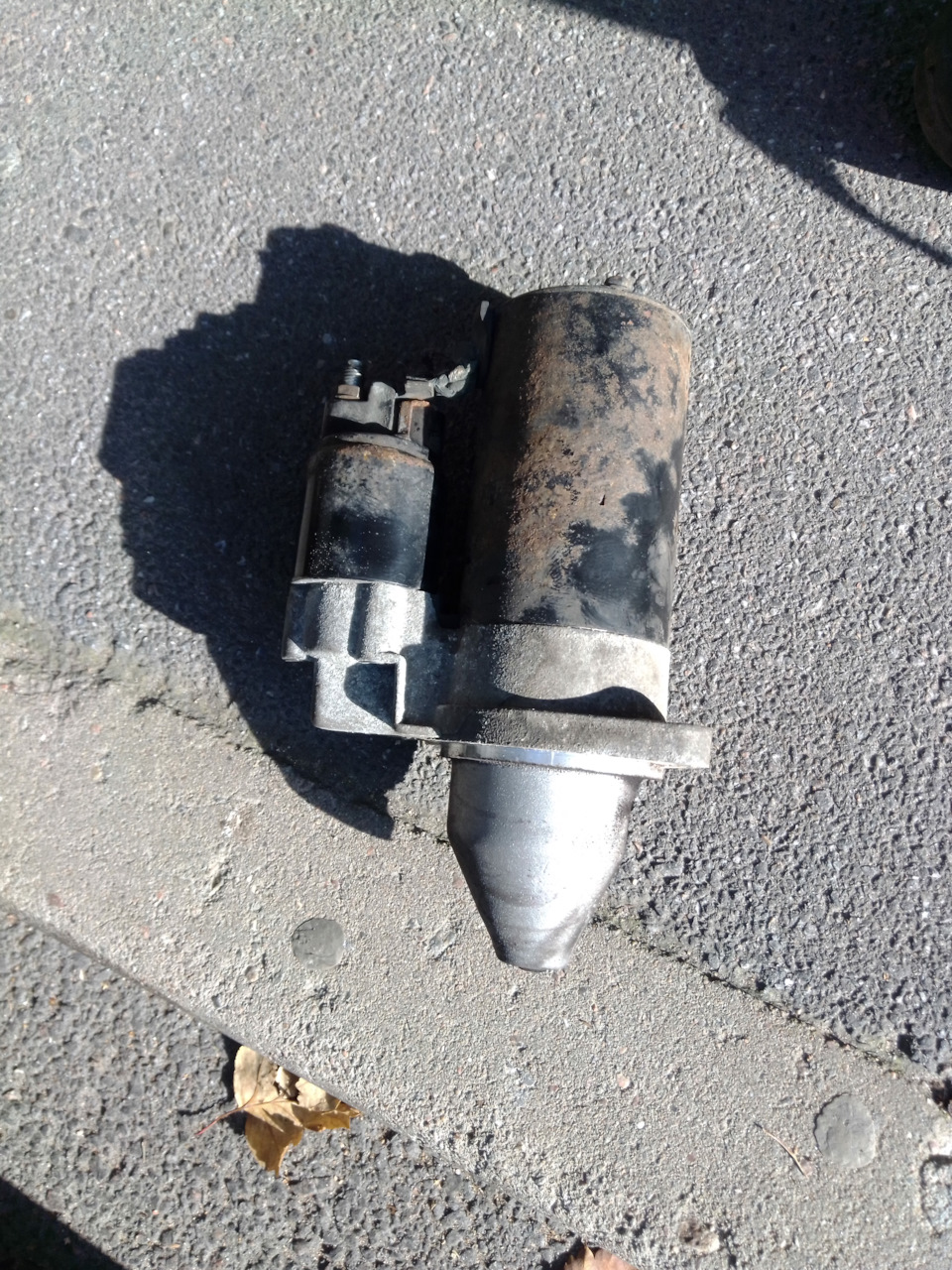 Старый подгнил за 3 года — Lada Приора седан