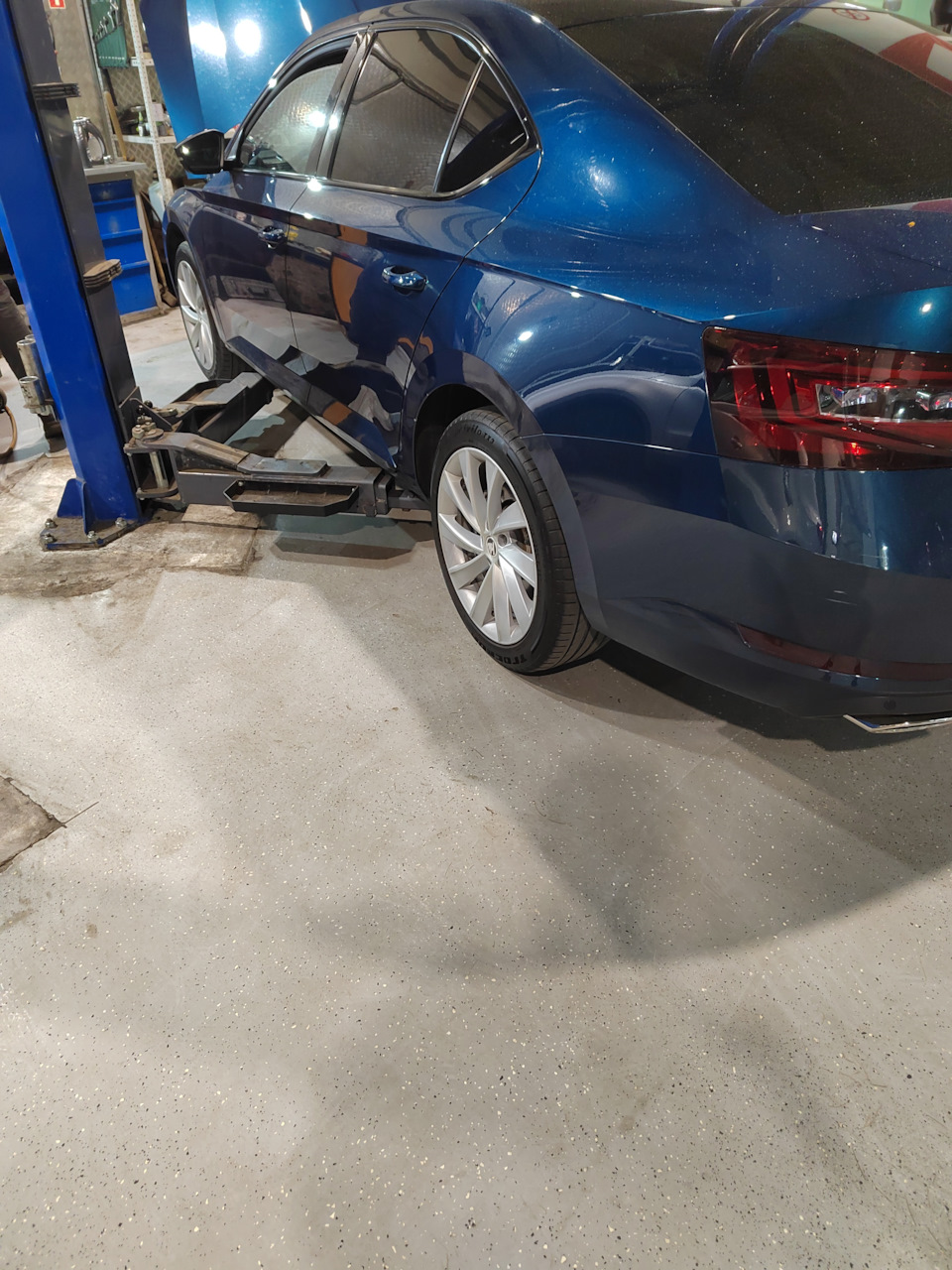 Photo from the logbook Skoda Superb Mk3