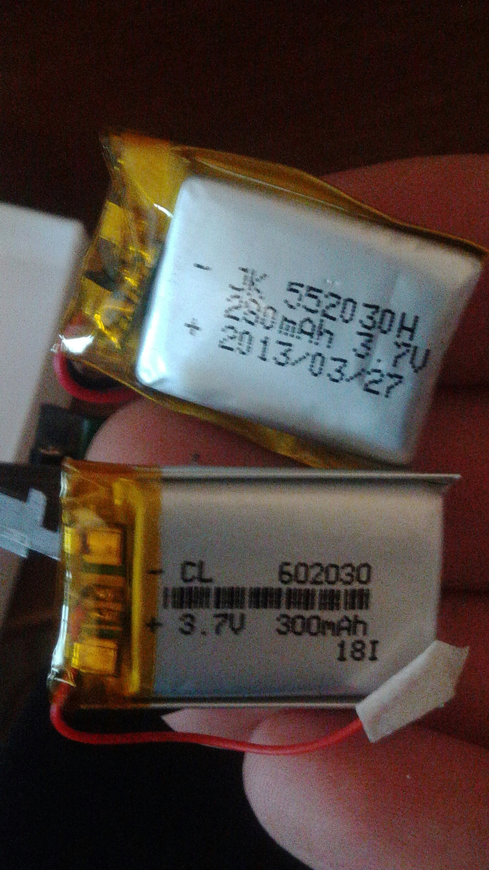 Замена несъемного аккумулятора в видеорегистраторе. — Opel Astra G, 1,2 ...