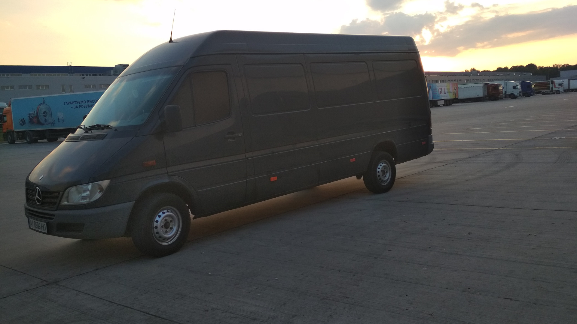 Mercedes-Benz Sprinter (1G) 2.2 дизельный 2005 | Черный Бандит ™ на DRIVE2