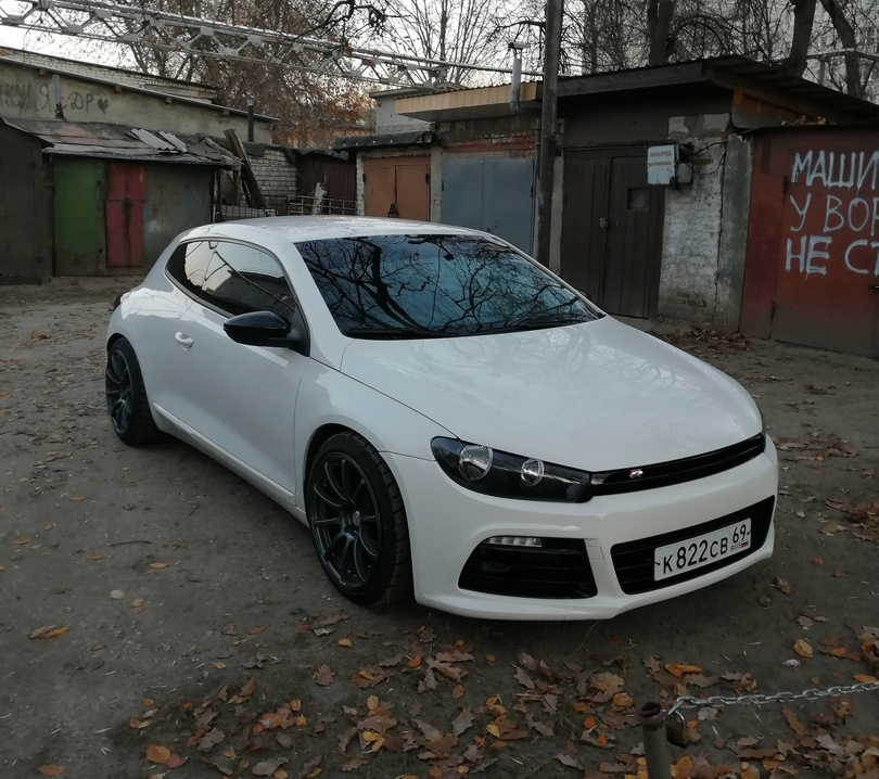 Volkswagen Scirocco РґРµРІСѓС€РєРё