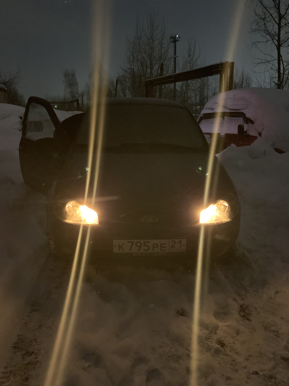 Чуть не перегрел двигатель. Лопнула помпа. Замена помпы. — Lada Калина ...