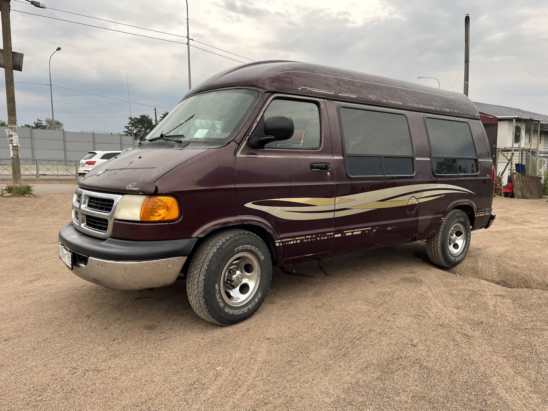 Dodge Ram van 6x6