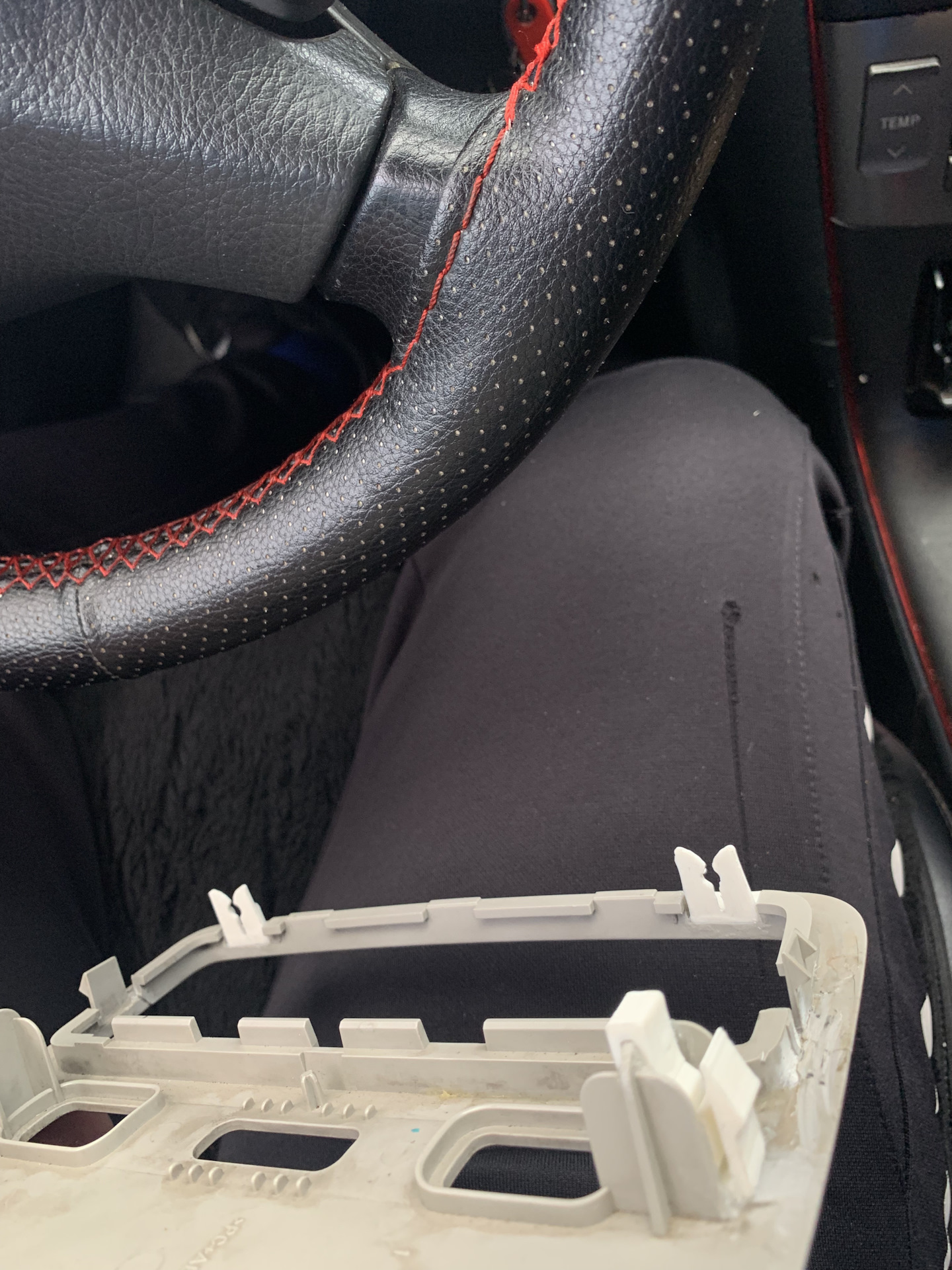 Ремкомплект на плафон салона авенсис т250 — Toyota Avensis II, 1,8 л ...