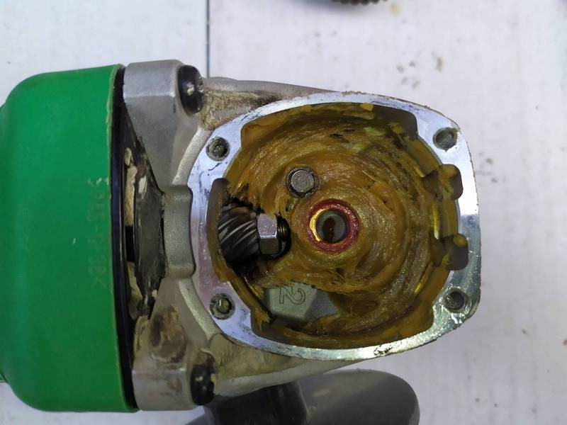 Замена смазки в редукторе УШМ Hitachi G13SS — DRIVE2