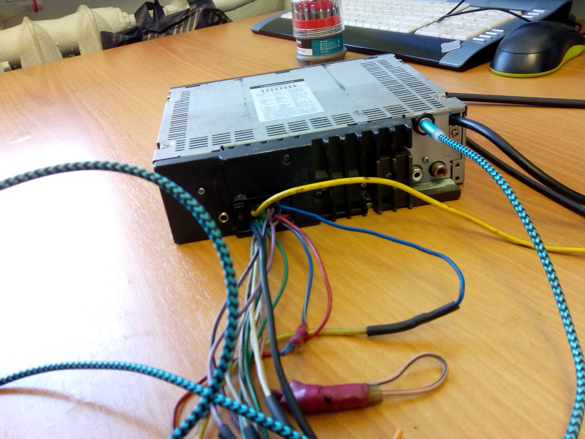 aux в магнитолу ALPINE CDE-9846R — Lada 21053, 1,5 л, 2003 года ...