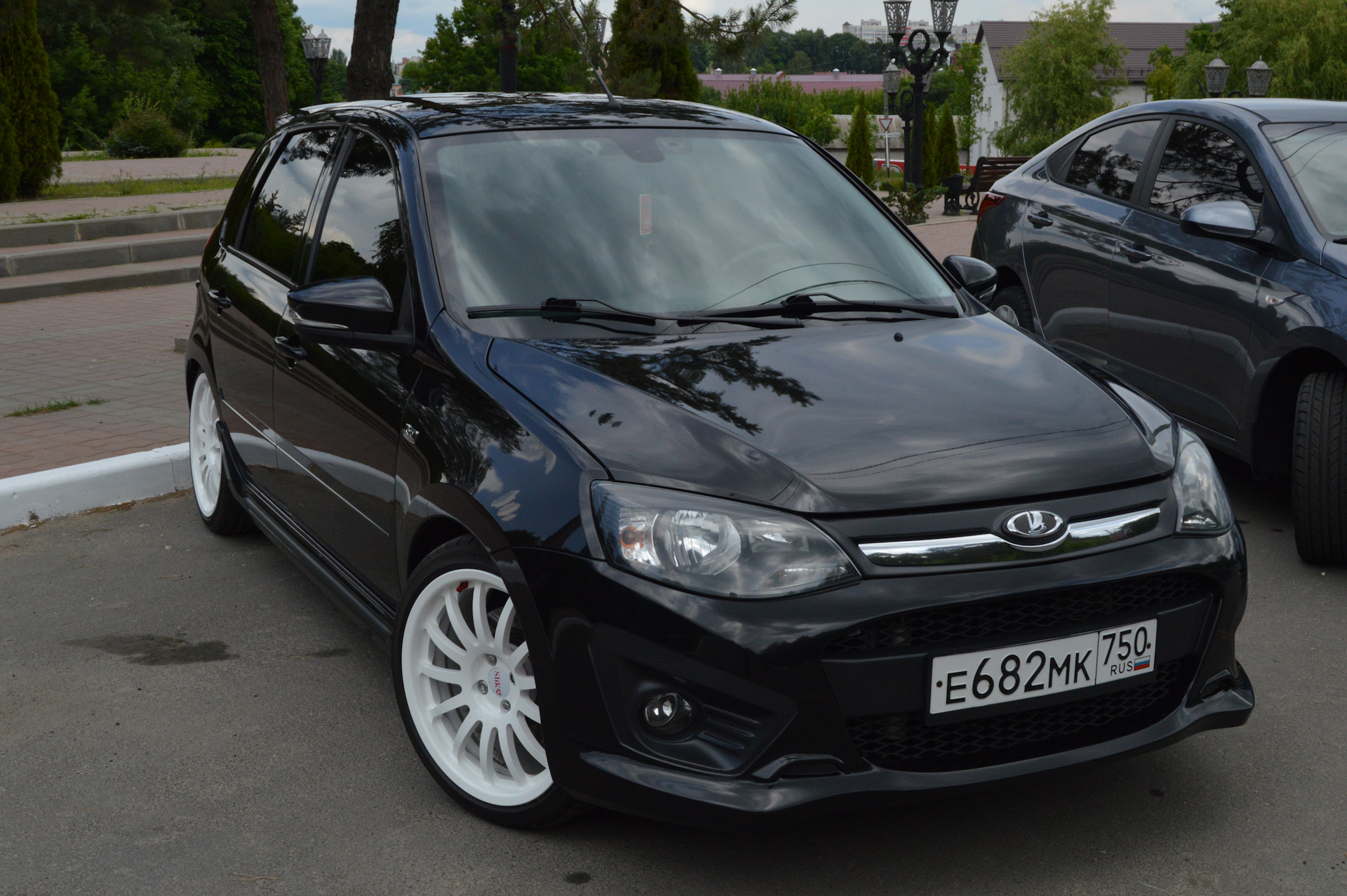 Lada Kalina Sport Black