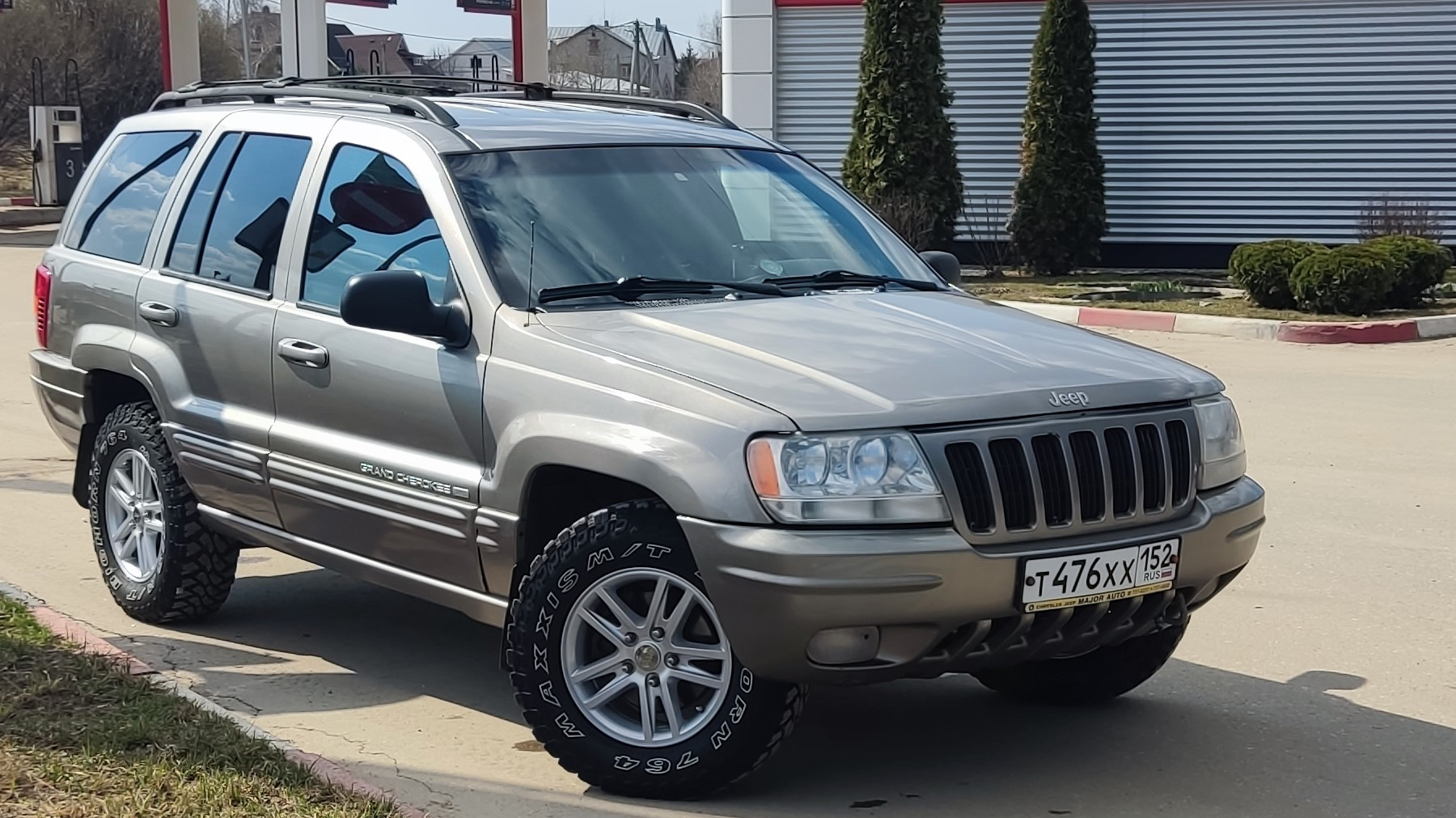 Jeep Grand Cherokee (WJ) 4.0 бензиновый 1999 | Сильвер на DRIVE2