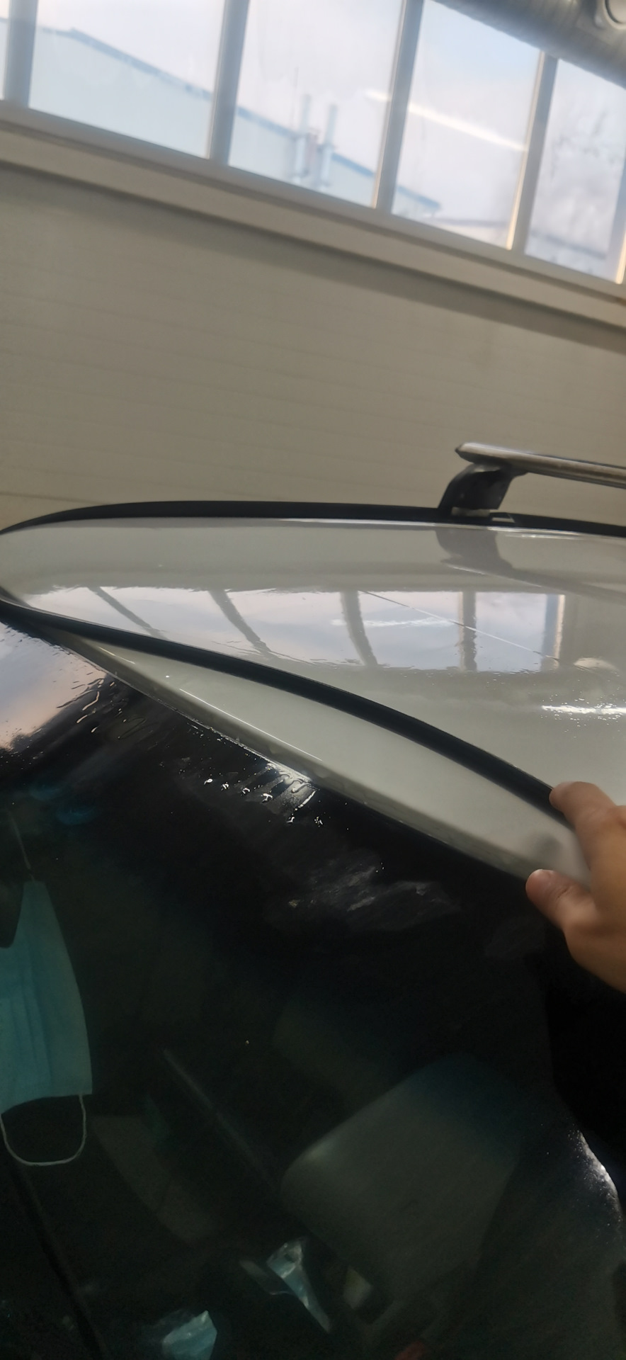 Резинка на лобовом стучит. Что делать? — Chevrolet Orlando (1G), 1,8 л ...