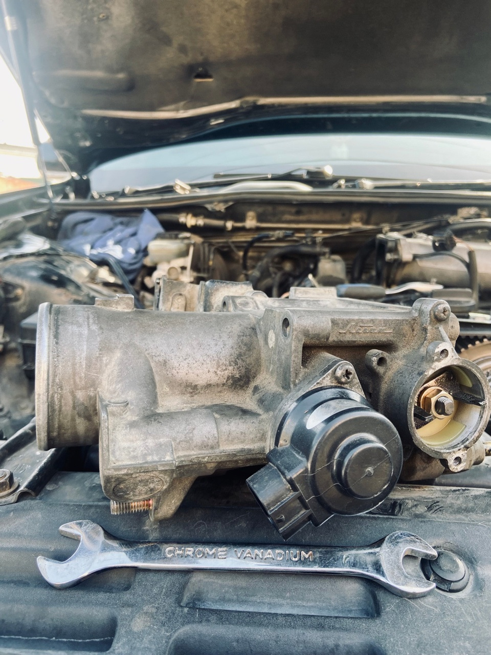 Поломка дроссельной заслонки — Toyota Crown (S150), 3 л, 1997 года ...