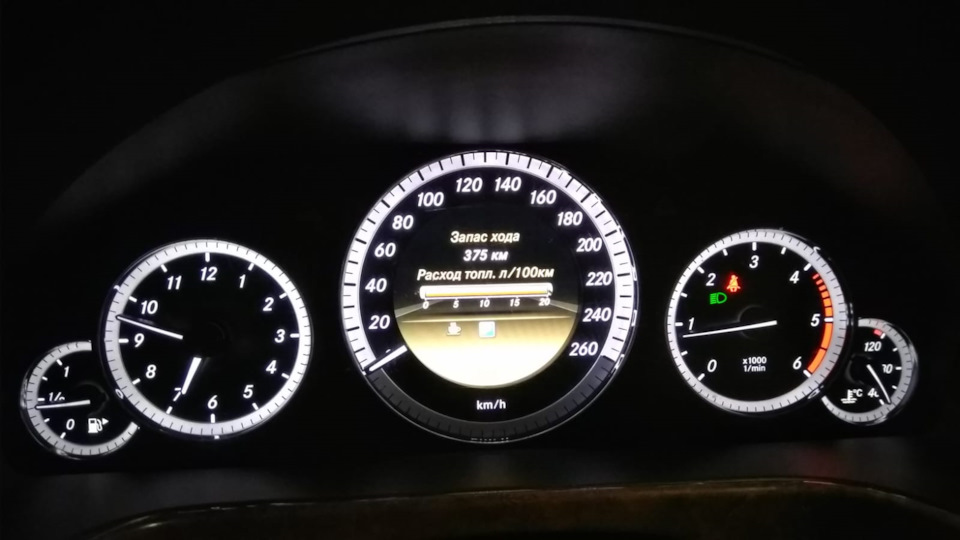 Остаток топлива в баке — Mercedes-Benz E-class (W212), 2,1 л, 2011 года ...