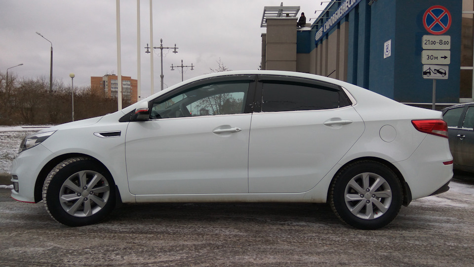 Так выглядят на машине — KIA Rio (3G)