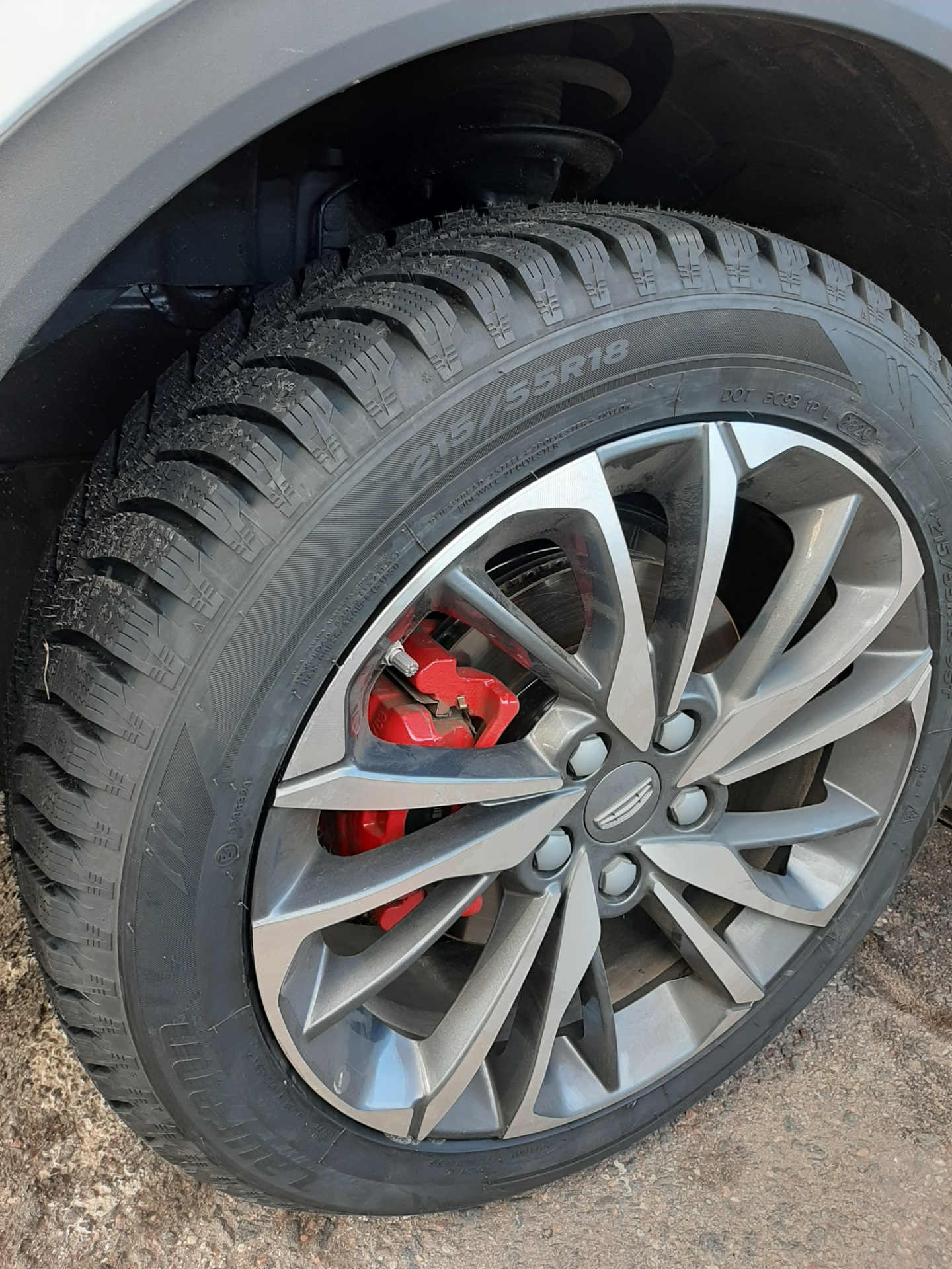 Резина на джили кулрей. Geely Coolray 225/55 r18. Резина Geely Coolray. Coolray 225/55 r18. 225/60 R18 Geely Coolray.