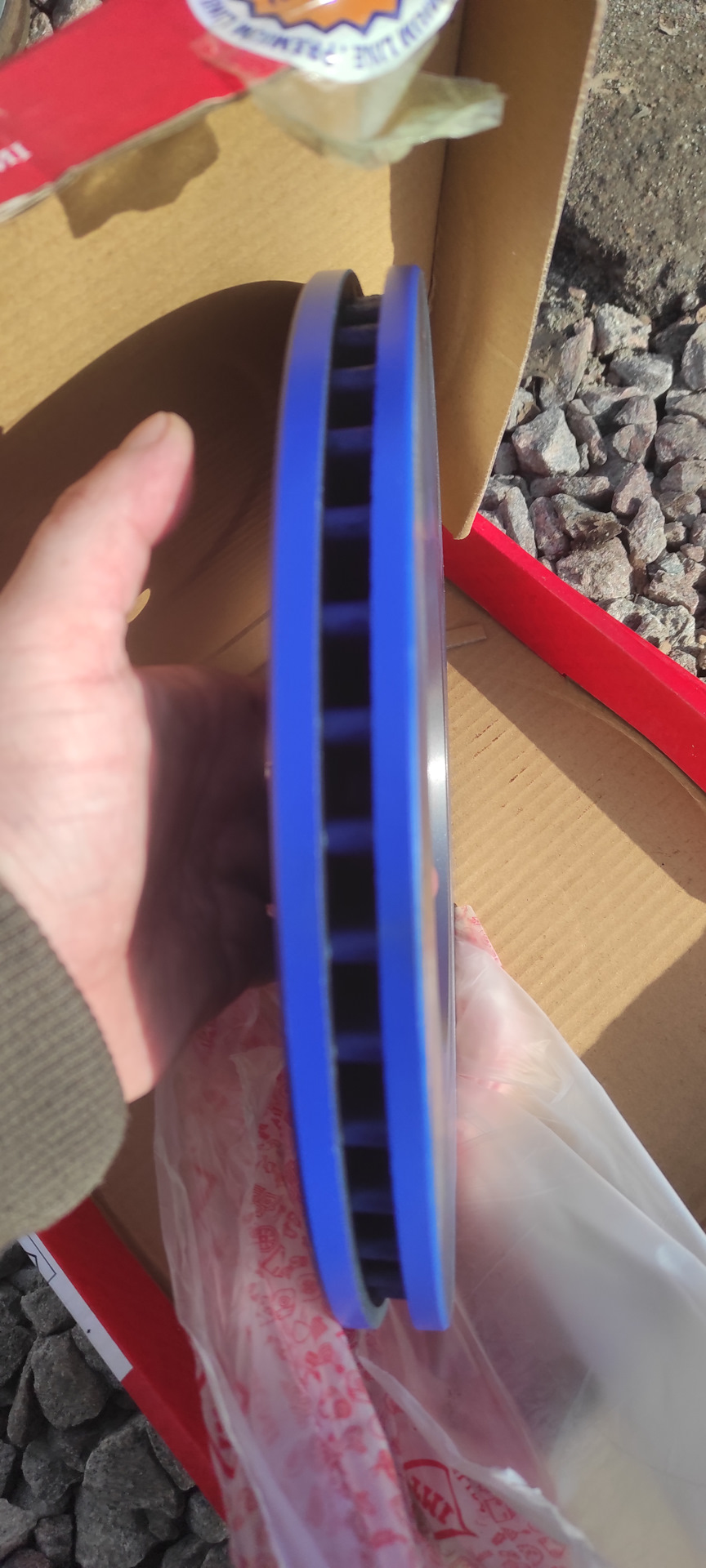 Здесь окрас вообще порадовал — Peugeot 408 (1G)