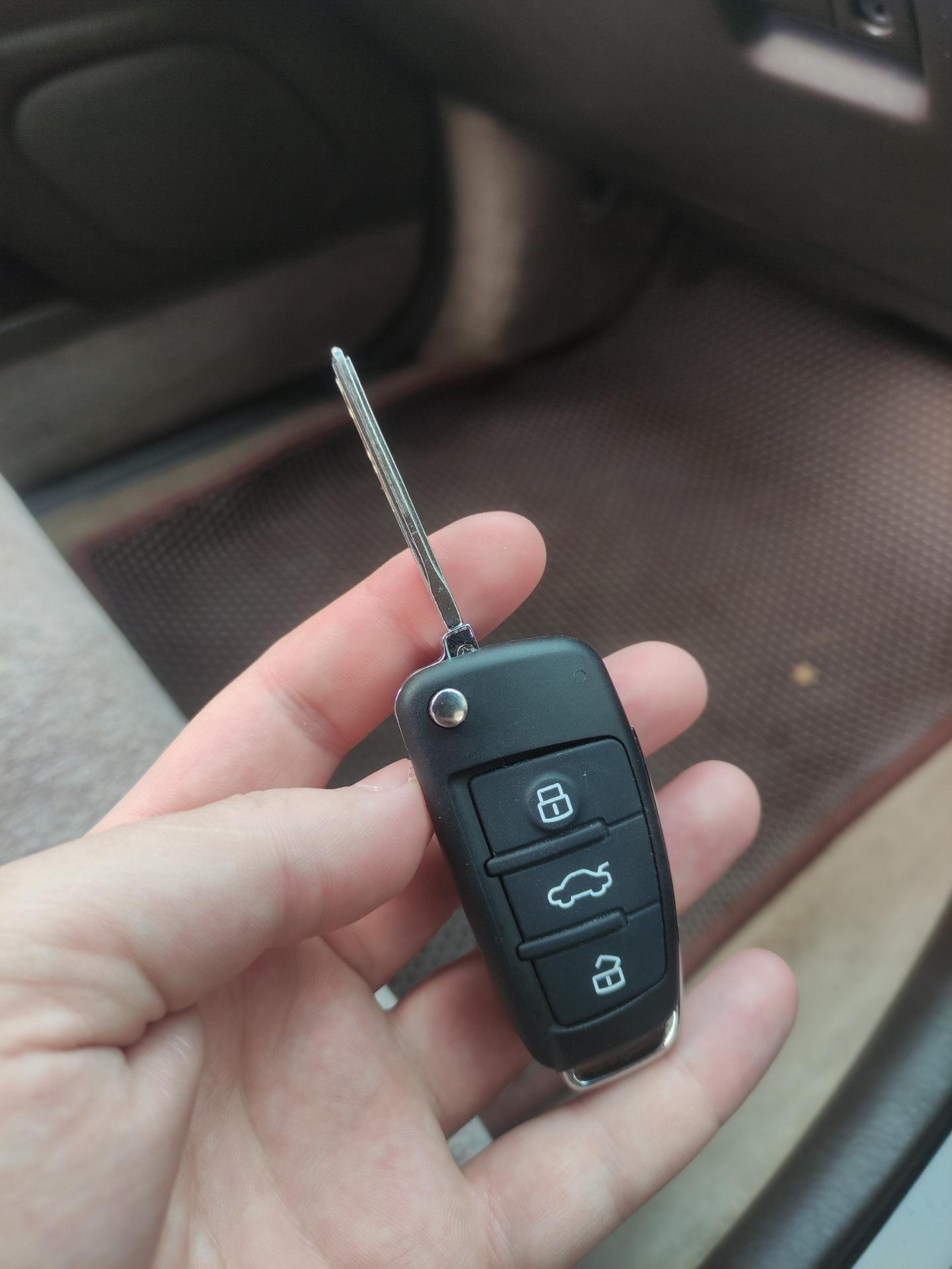 Управление центральным замком — Toyota Crown (S140), 2,5 л, 1994 года ...