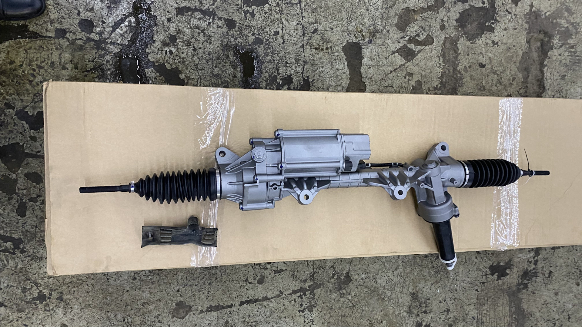 замена рулевой рейки bmw. рулевая рейка бмв ф30. замена рулевой рейки bmw. рулевая рейка бмв 3 f30. рулевая рейка бмв е39 523i.