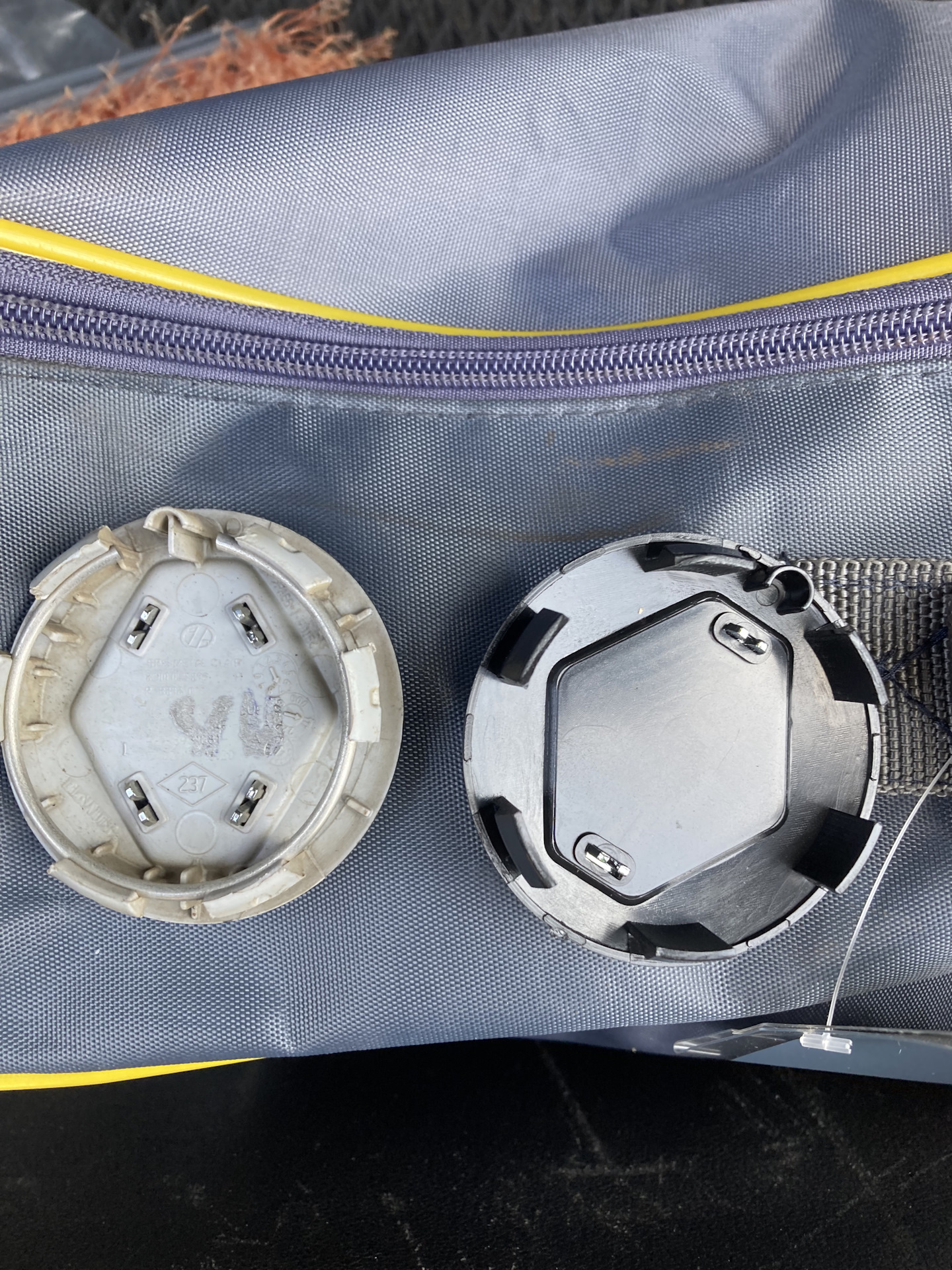 Колпачок на диск колеса 🛞 — Renault Fluence, 1,6 л, 2012 года ...