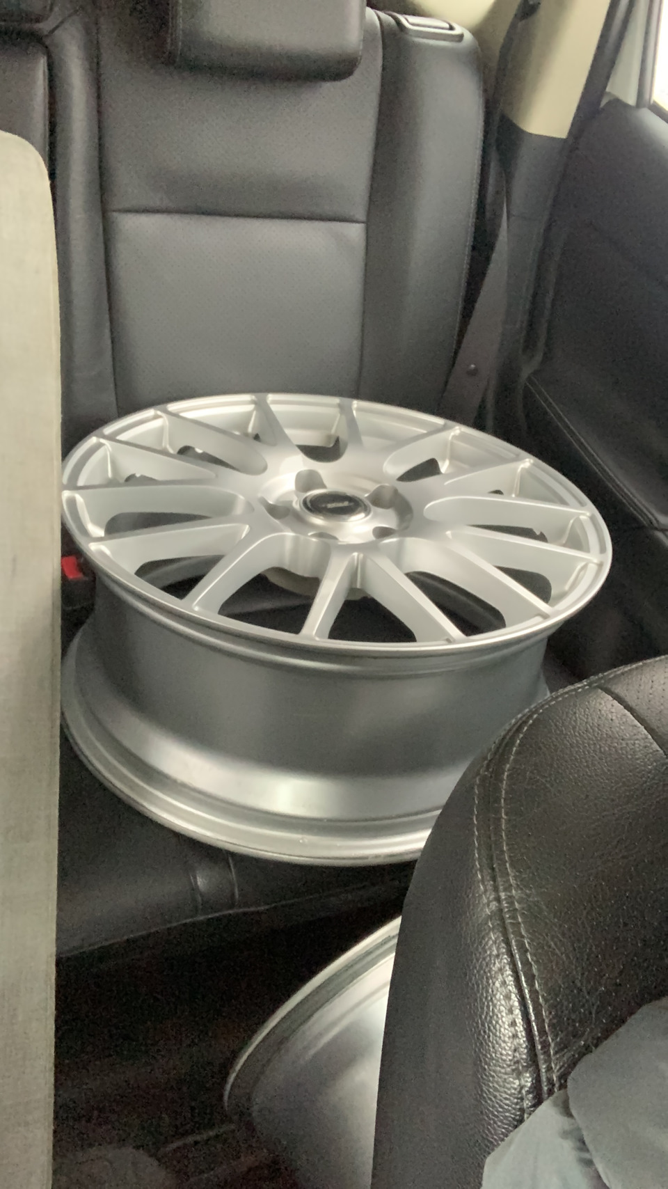 Колеса на лето — Mitsubishi Outlander (3G), 2,4 л, 2014 года | колёсные ...