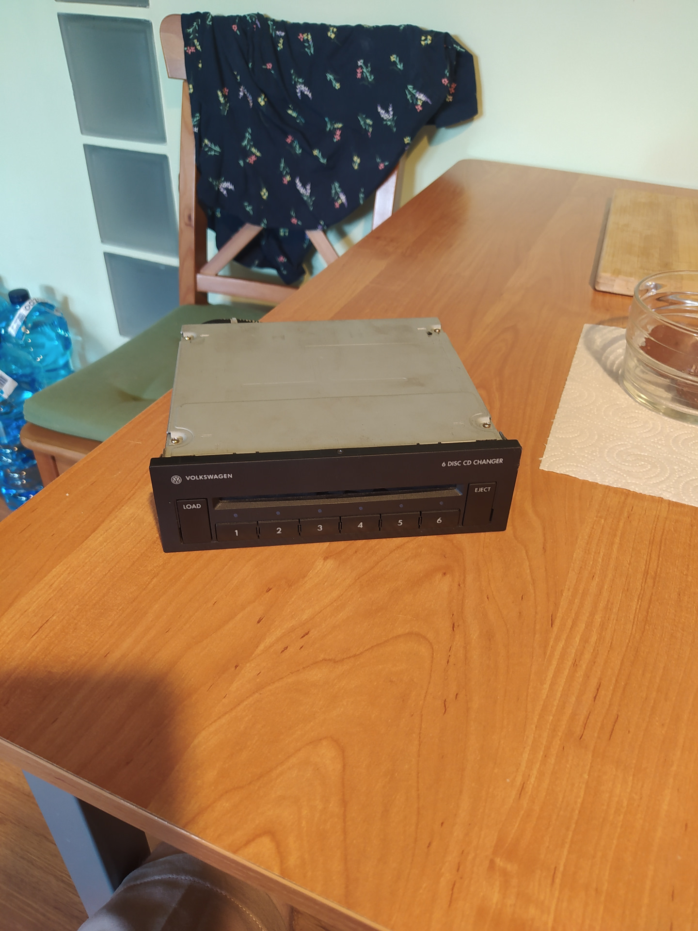 AUX. Распиновка фишки Cd-чейнджера — Volkswagen Phaeton, 3 л, 2004 года ...