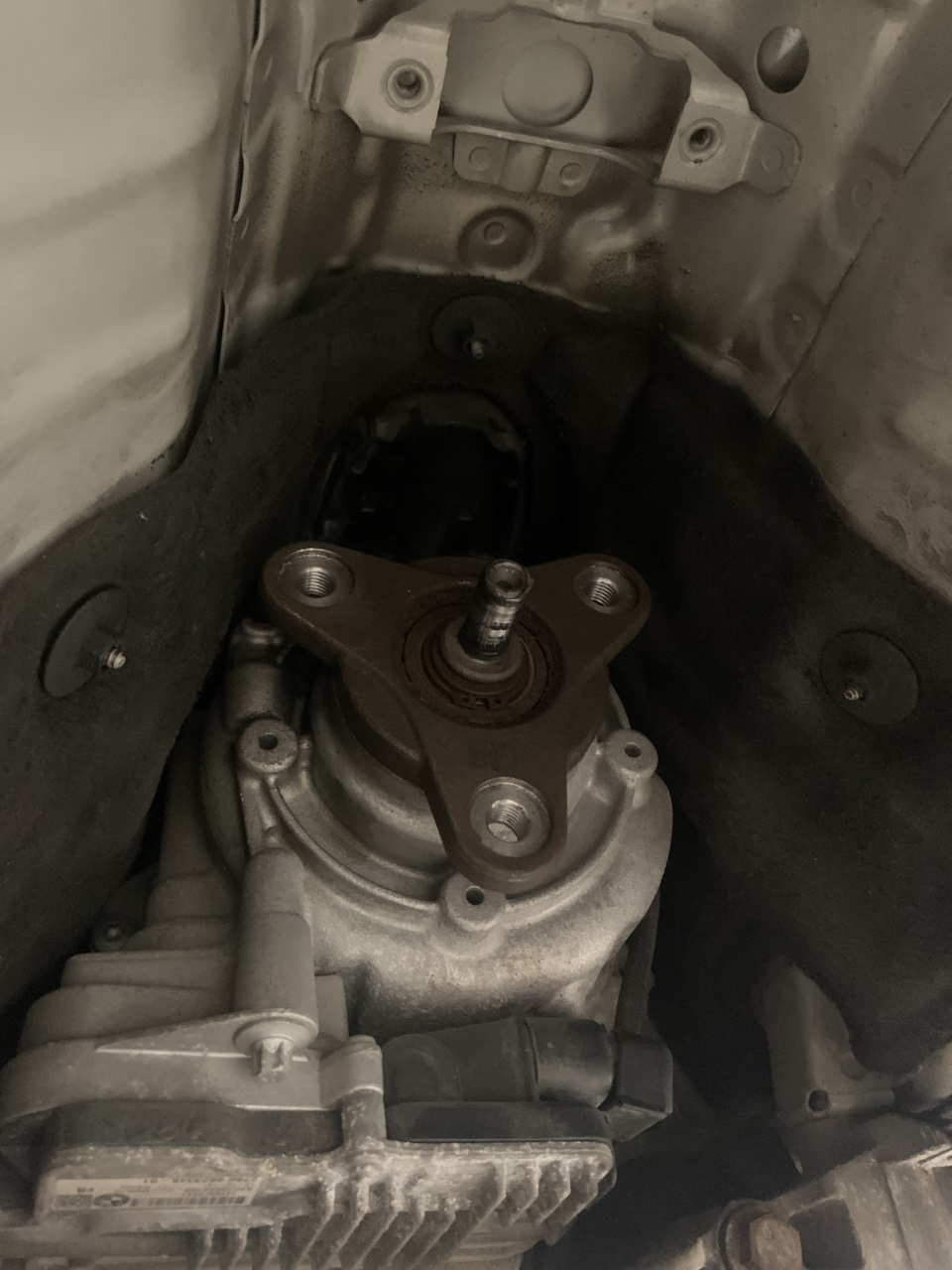 Удары (щелчки) при переключении D -> R и торможении двигателем — BMW 4 ...