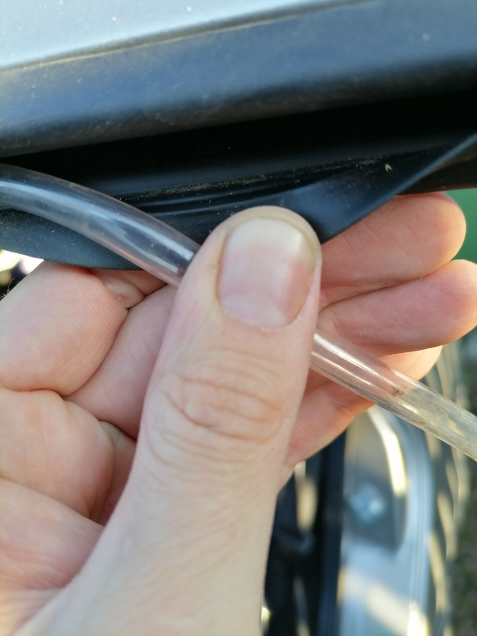 На какого уплотнителях с завода ☹️ — Lada Гранта Лифтбек (2G)