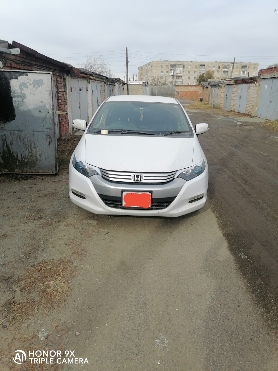 Вид с ресничками — Honda Insight (2G)