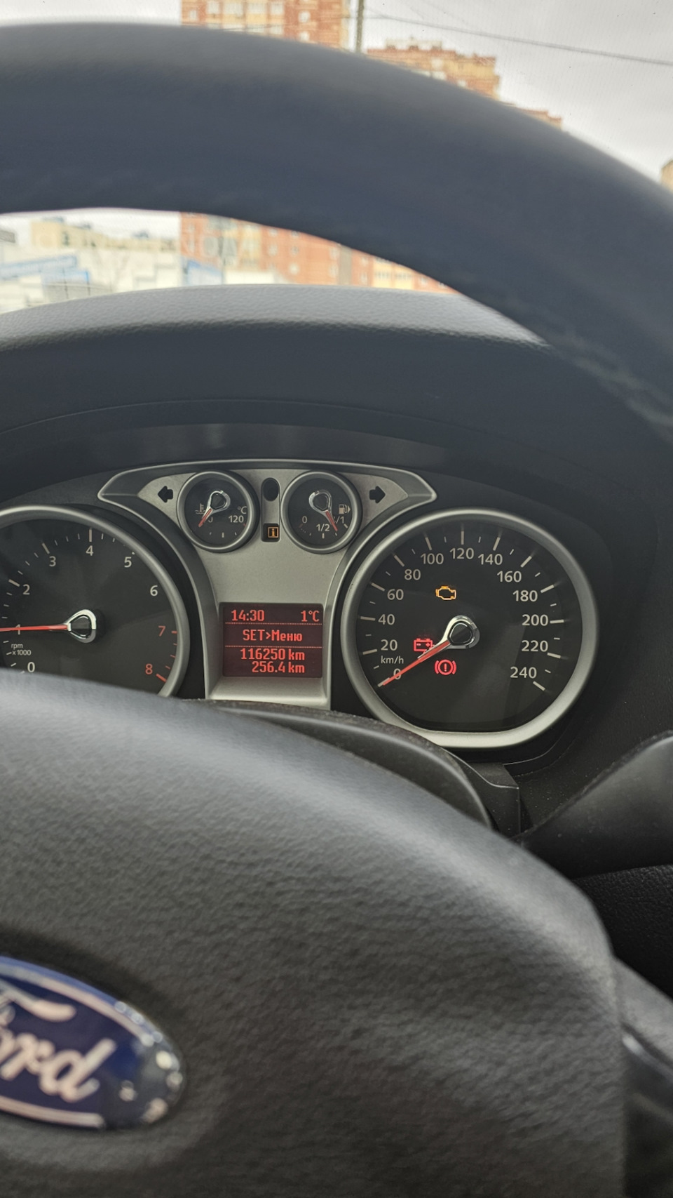 Приборка погасла, генератор сошёл с ума! — Ford Focus II Hatchback, 1,8 ...