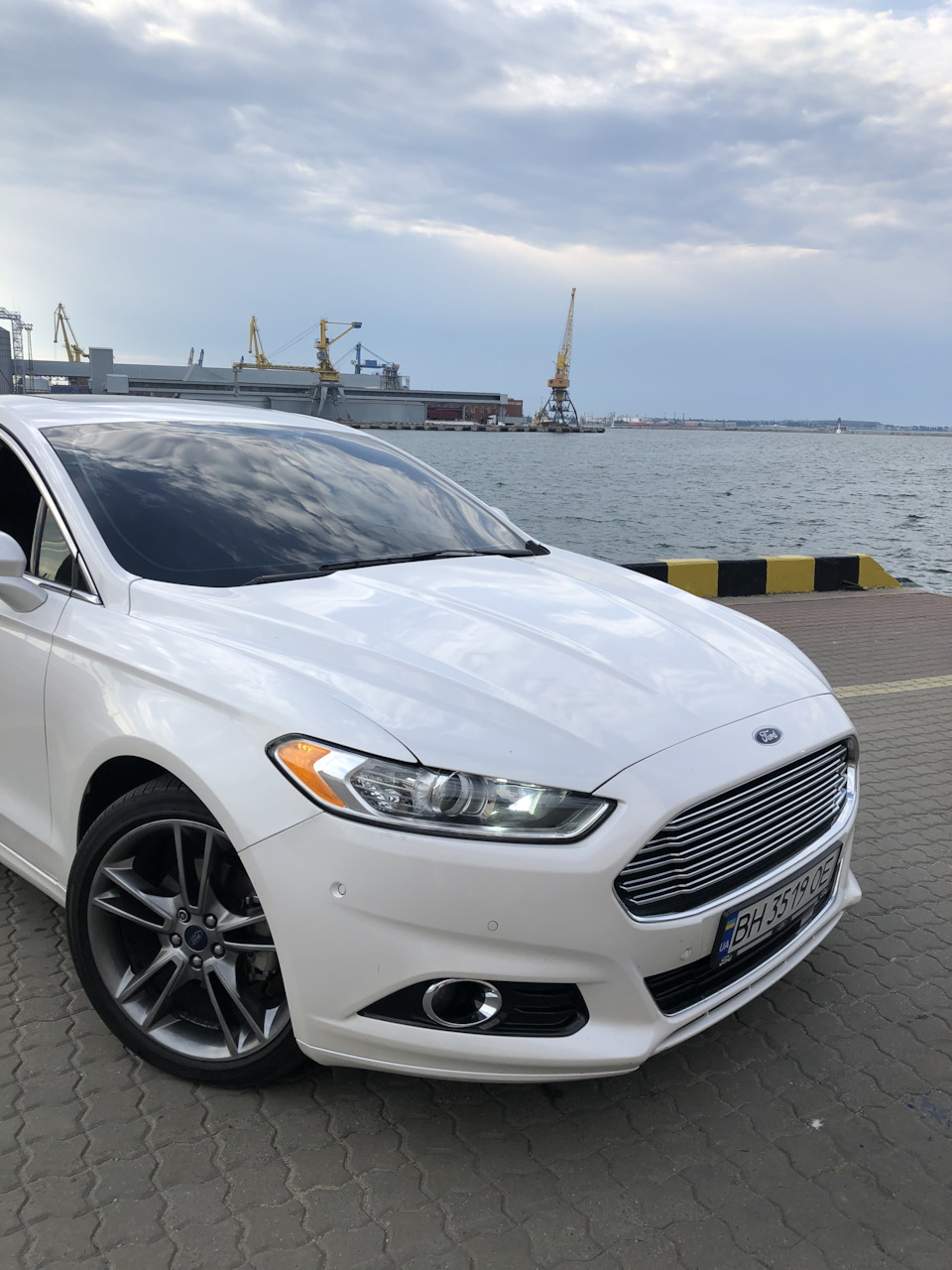 Впереди замена колёсных дисков с R19 на R17 — Ford Fusion (2G), 2 л, 2015  года | колёсные диски | DRIVE2