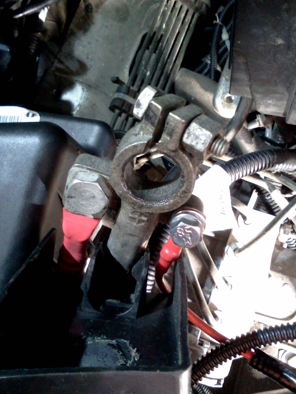 Клемма акб ваз 2114. Штуцер на тнвд для подачи топлива фиат дукато 2. Глохнет при снятии клеммы ваз. Машина не глохнет после выключения зажигания ваз 2107. Машина глохнет при торможении.